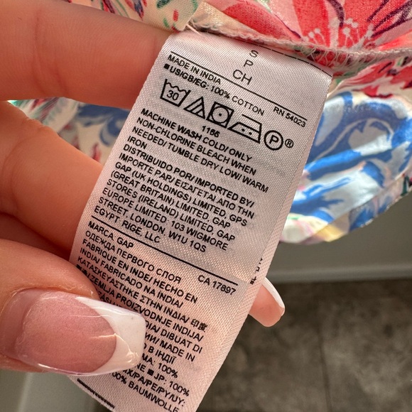 Gap Floral off the shoulder Ruffle Neck Women's Top size S EUC - Picture 5 of 5